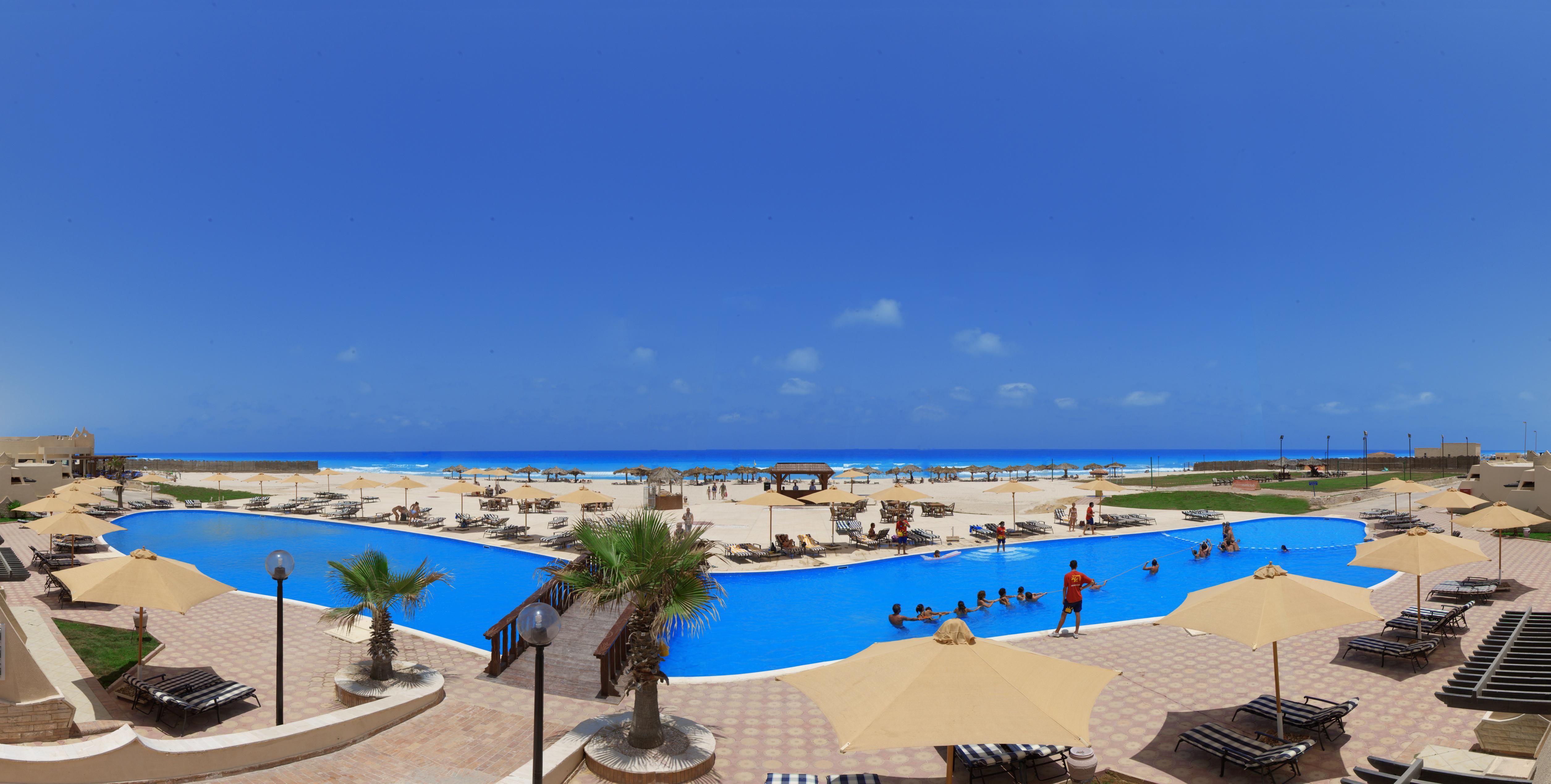 Borg El Arab Beach Resort Екстериор снимка The beach at the resort