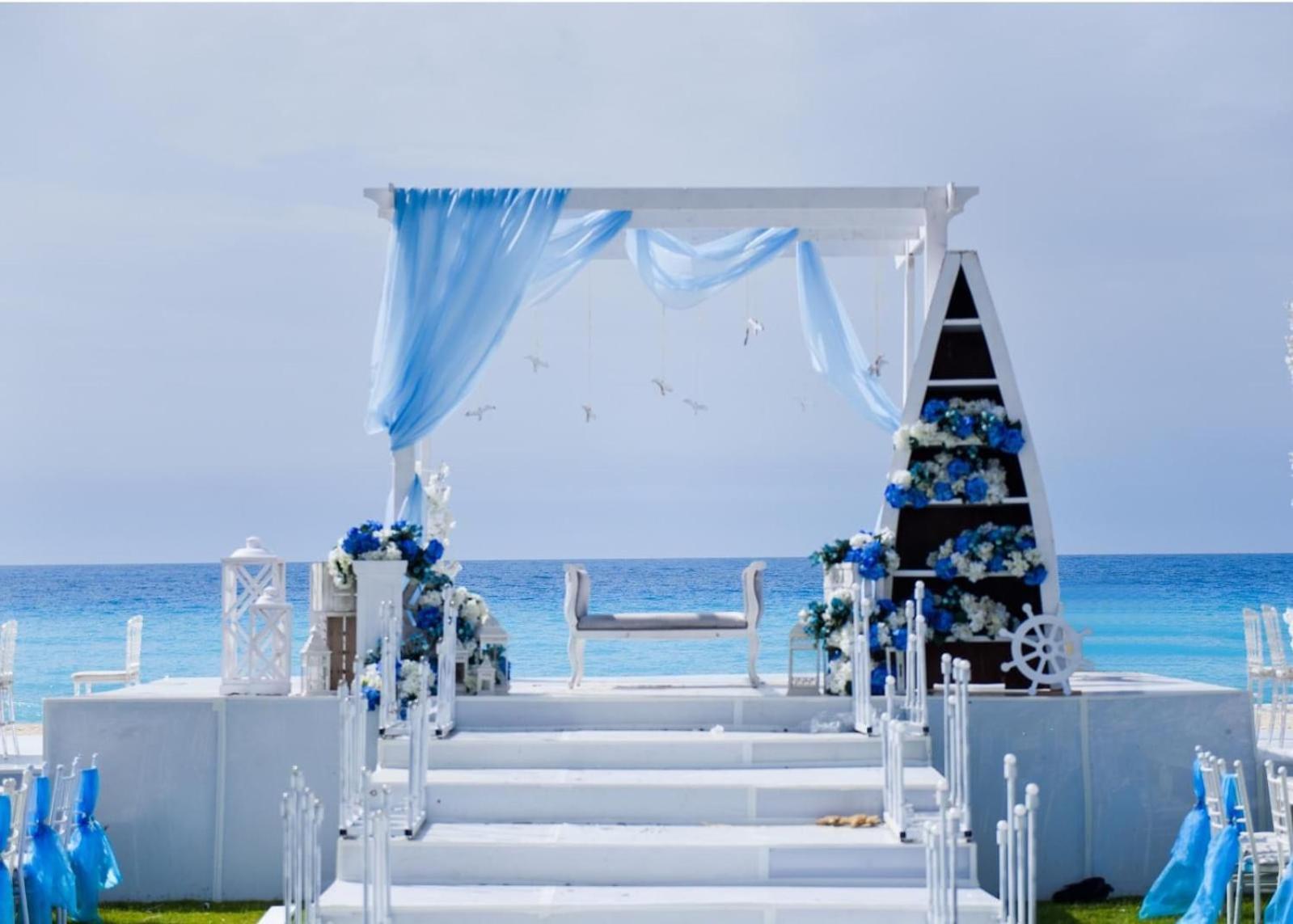 Borg El Arab Beach Resort Екстериор снимка A beach wedding